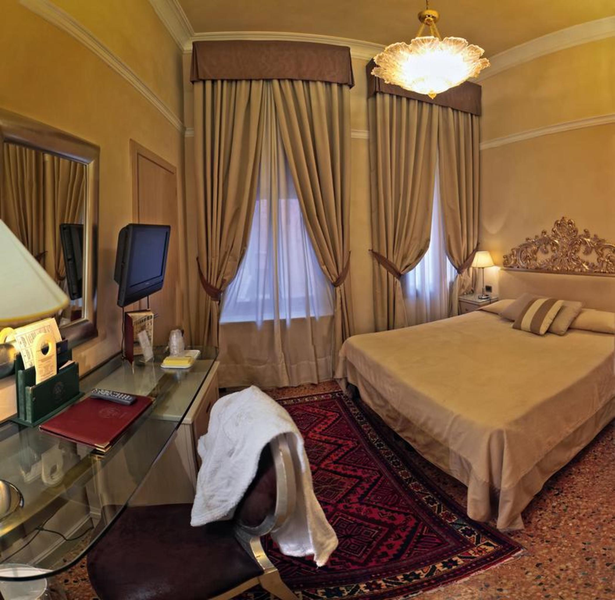 Hotel Liassidi Palace Benátky Pokoj fotografie